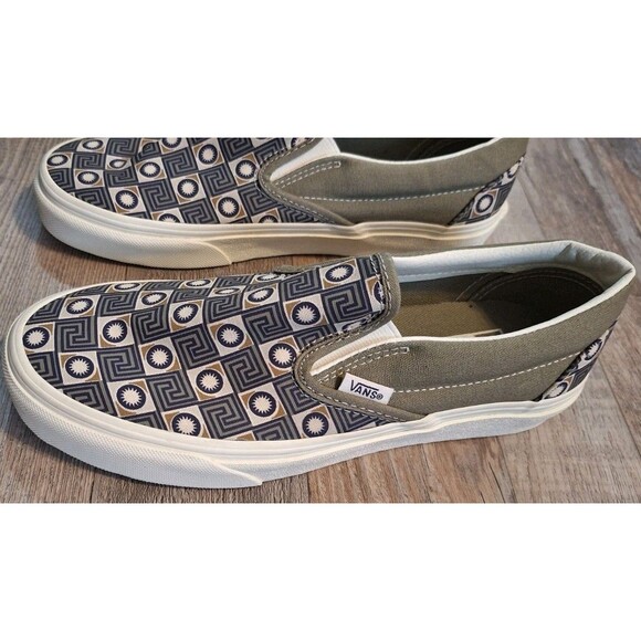 Vans Classic Slip On Geo Trek Sneaker Women 7.5 - Picture 4 of 9